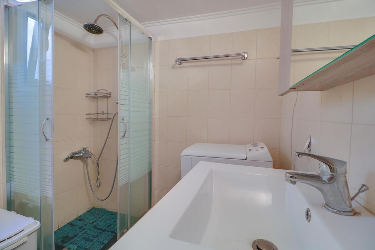 Topfloor Central Apt With Urban Views,3' To Metro Athens Exterior photo
